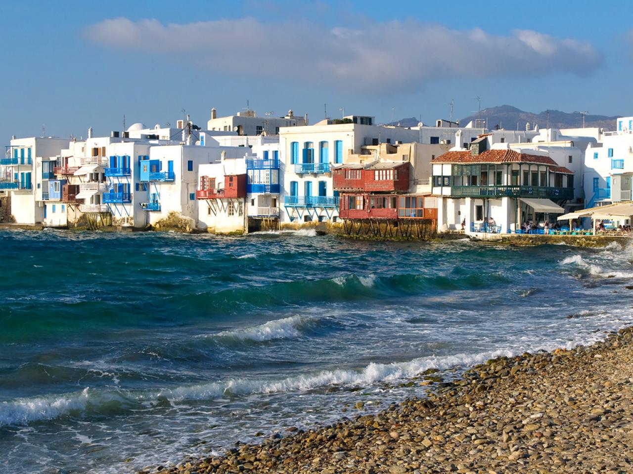 Mikonos Adası: Lüks, Eğlence ve Ege’nin Büyüleyici Güzelliği